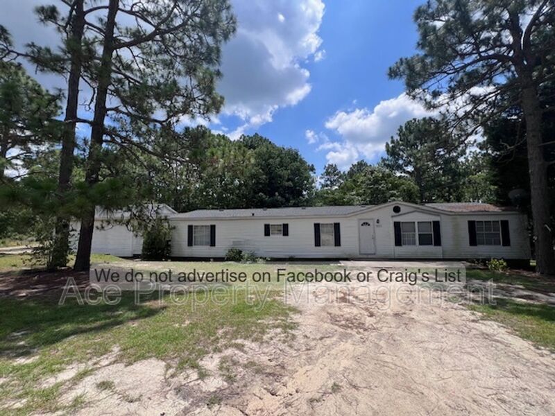 2625 Tingen Rd in Broadway, NC - Building Photo