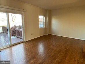 7432 Pohick Rd in Lorton, VA - Building Photo - Building Photo