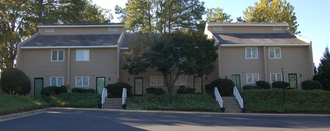 Northwoods Apartments in Clayton, NC - Building Photo - Building Photo