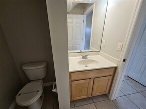 2051 Cypress Bay Blvd in Kissimmee, FL - Building Photo - Building Photo