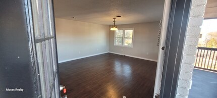 1603 N Main St in Anderson, SC - Foto de edificio - Building Photo