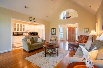 3326 St James Dr SE in Southport, NC - Building Photo - Building Photo