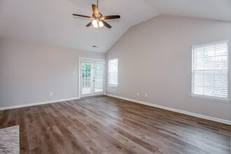 9625 Mary Juan Ln in Charlotte, NC - Building Photo - Building Photo