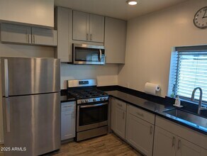 4350 E Palm Ln in Phoenix, AZ - Building Photo - Building Photo