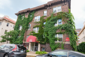 James Apartments | 2886 in Minneapolis, MN - Building Photo - Building Photo