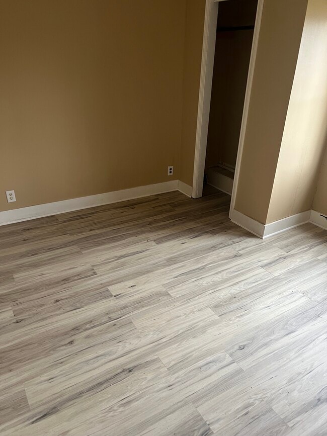 604 E Oak St in Watseka, IL - Building Photo - Building Photo