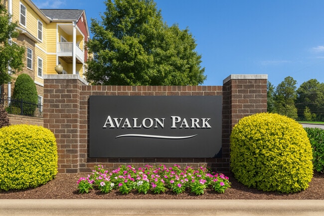 Avalon Park in Gastonia, NC - Building Photo - Building Photo