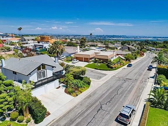 5215 Edgeworth Rd in San Diego, CA - Building Photo - Building Photo