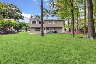 57 Greenvale Rd in Cherry Hill Township, NJ - Building Photo - Building Photo