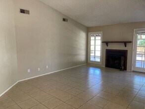 3782 E Acoma Dr in Phoenix, AZ - Building Photo - Building Photo