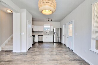 2014 Arborside Dr in Austin, TX - Building Photo - Building Photo