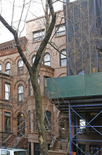 53 Montgomery Pl in Brooklyn, NY - Building Photo - Building Photo