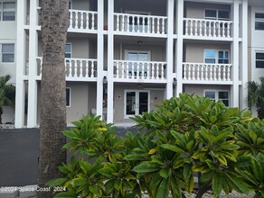 1273 Jimmy Buffett Mem Hwy, Unit 304 in Satellite Beach, FL - Building Photo - Building Photo