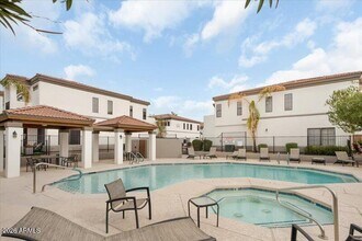 3150 E Beardsley Rd in Phoenix, AZ - Building Photo - Building Photo