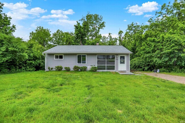 property at 2810 Limestone Dr