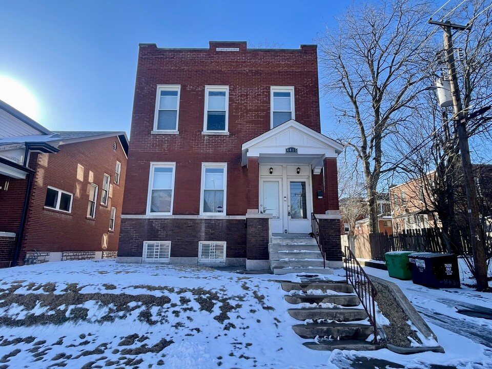 4415 S Compton Ave in St. Louis, MO - Building Photo