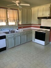 200 Sunset Dr in Greenville, AL - Building Photo - Building Photo