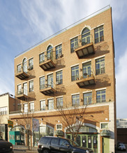 236 N 12th St in Brooklyn, NY - Foto de edificio - Primary Photo