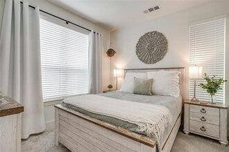 2806 Addison Park Ln in Fort Worth, TX - Building Photo - Building Photo