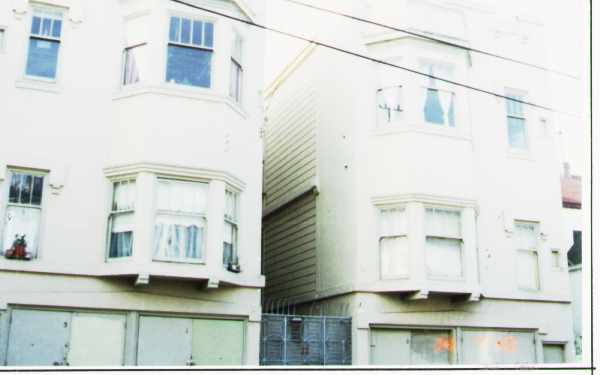 371 Waller St in San Francisco, CA - Building Photo