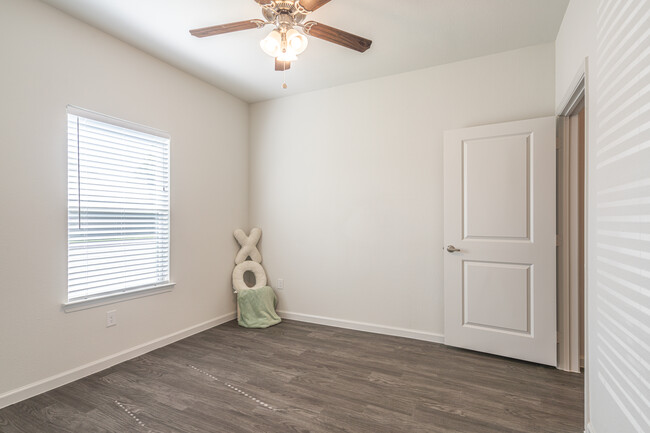 Livingston Pioneer Crossing in Livingston, TX - Building Photo - Interior Photo