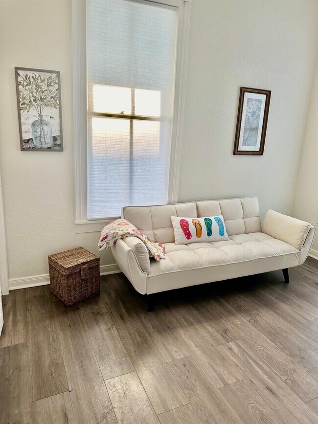 114 17th St in Galveston, TX - Building Photo - Building Photo