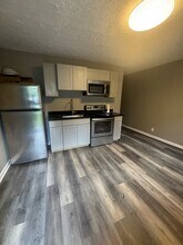 1285 Kenilworth Dr SW, Unit A in Atlanta, GA - Foto de edificio - Building Photo