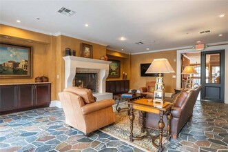 8616 Turtle Creek Blvd in Dallas, TX - Building Photo - Building Photo