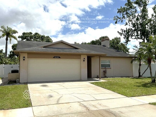 12105 72nd St N in Largo, FL - Building Photo - Building Photo