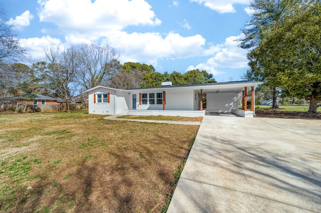 2714 Armstrong Park Dr in Gastonia, NC - Building Photo - Building Photo