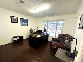 1220 Brown Trail in Bedford, TX - Building Photo - Building Photo