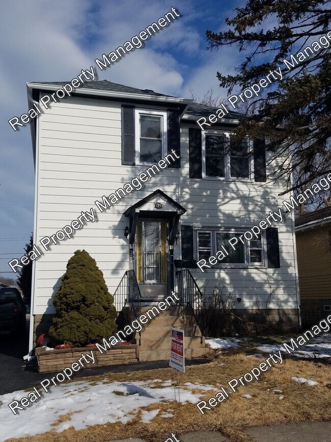 725 Mulberry St Rentals in Hammond, IN