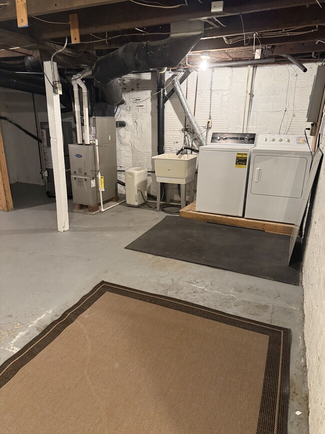 290 Dorwil Dr in Akron, OH - Foto de edificio - Building Photo