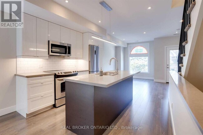 143 Harrison St in Toronto, ON - Building Photo - Building Photo