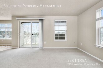 295 Lakepoint Pl N-Unit -144 in Keizer, OR - Foto de edificio - Building Photo