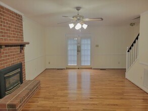 15536 Pypers Pointe Dr in Chesterfield, VA - Building Photo - Building Photo
