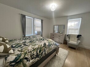 31 Park St, Unit 6 in Brookline, MA - Building Photo - Building Photo