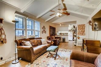 8007 Brockman St, Unit B in Austin, TX - Building Photo - Building Photo