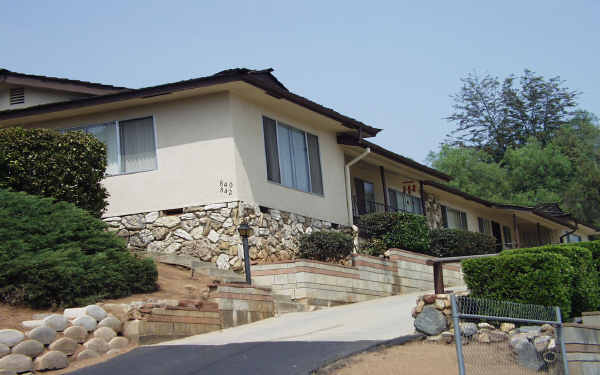 820-822 W 7th Ave in Escondido, CA - Building Photo - Building Photo