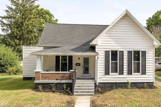 property at 252 W Broadway St