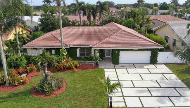 15820 Sedgewyck Cir N in Davie, FL - Building Photo - Building Photo