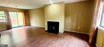 7615 Weather Worn Way in Columbia, MD - Building Photo - Building Photo