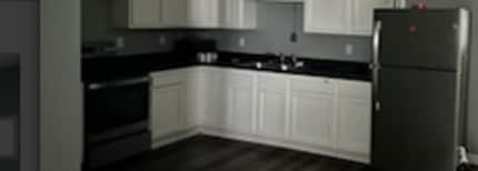 2215 W Market St in Louisville, KY - Building Photo - Building Photo