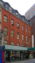 145 E 60th St in New York, NY - Building Photo - Building Photo