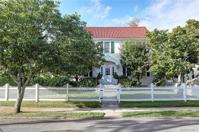 property at 8 Horton St