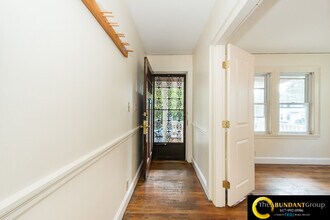 50 Hobson St, Unit 1 in Boston, MA - Building Photo - Building Photo