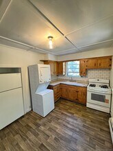 52 Raymond St in Darien, CT - Building Photo - Building Photo