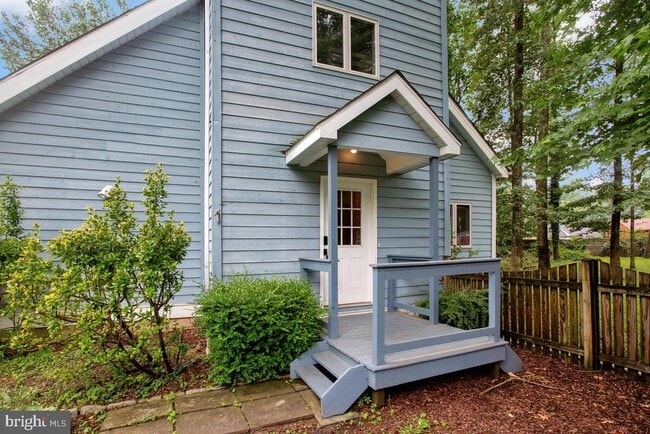 property at 920 Old Annapolis Neck Rd