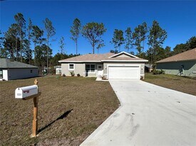 1531 W Gainsboro Ln in Citrus Springs, FL - Building Photo