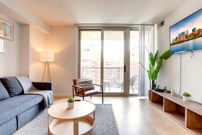 property at 901 N Pollard St